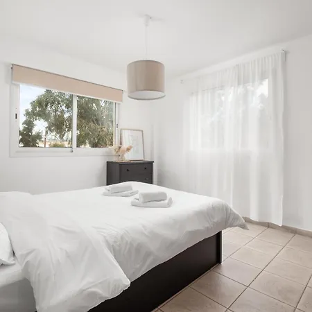 Downtown Stadium 3 Bedroom * Larnaca